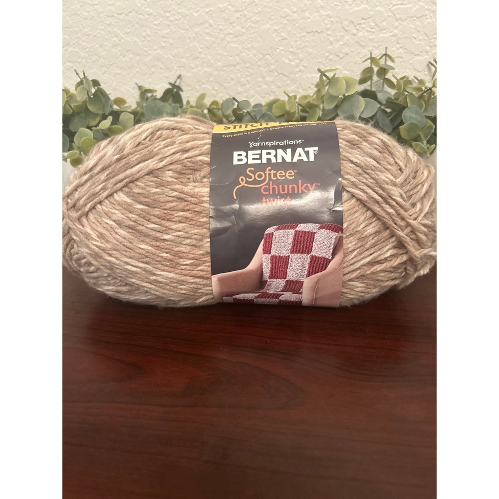 Bernat Blanket Yarn softee chunky twist taupe‎ twist torsade taupe 316 yards
